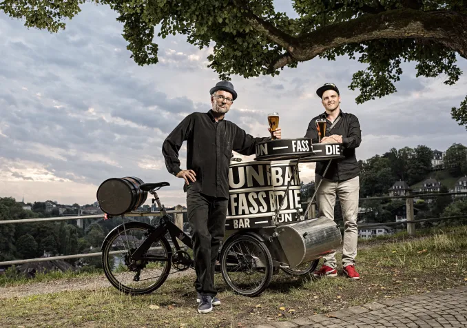 Avec le projet Unfassbar, deux pasteurs bernois partent sur les routes de la rencontre. @RJM_Unfassbar