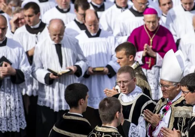 La Fraternité Saint-Pie X ordonne de nouveaux évêques sans l'accord du Vatican KEYSTONE - JEAN-CHRISTOPHE BOTT