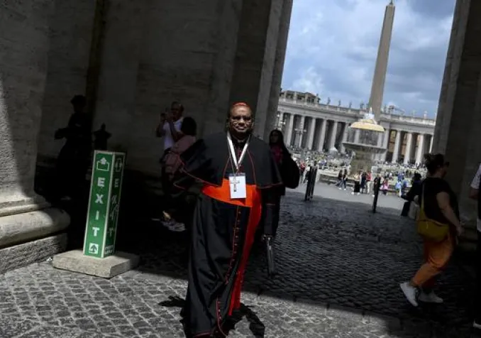 Le cardinal Anthony Poola dans la Cité du Vatican, le 5 mai 2025. KEYSTONE - RICCARDO ANTIMIANI