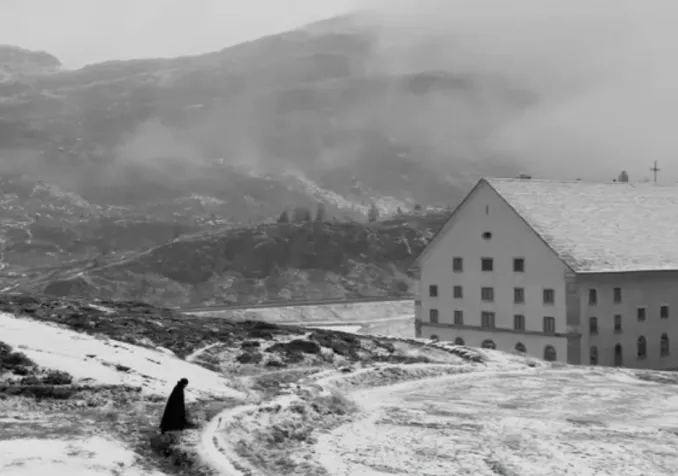 Au coeur de l'isolement (3/3): «Première neige» ©DR