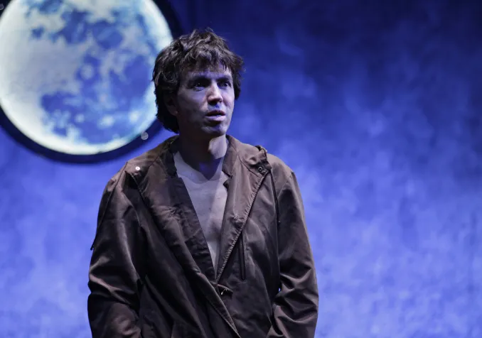 Robert Bouvier interprète un François d’Assise d’une étonnante modernité. (Crédits photos dans le fichier selon le fichier choisi) ©Claire Besse