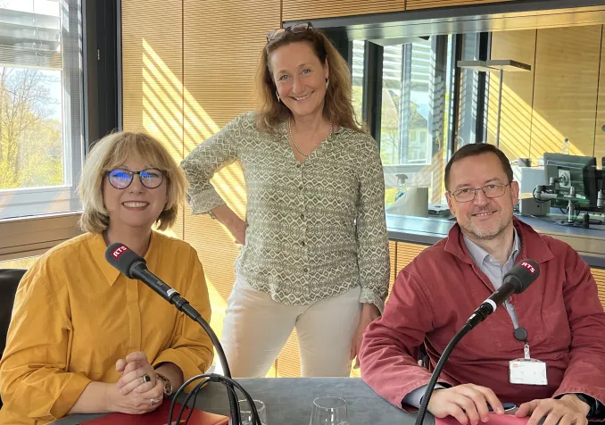 Isabelle Graesslé, Carole Pirker et Emmanuel Jeger ©Gabrielle Desarzens