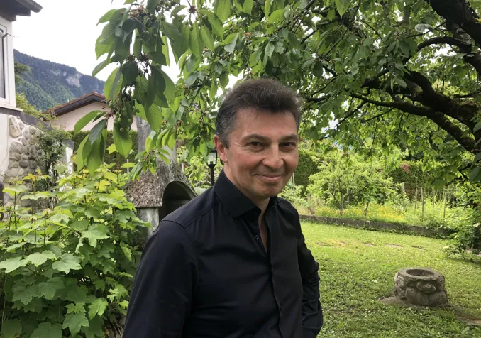 Luc Baghdassarian, chef d'orchestre ©Gabrielle Dearzens