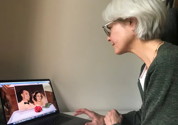 Funérailles par vidéo ©Carole Pirker/RTSreligion