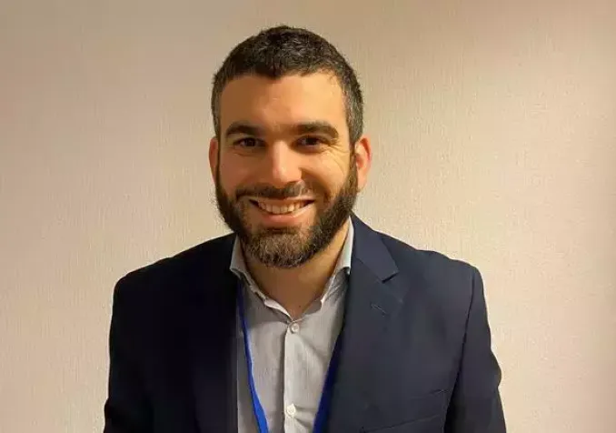 ©Pierre M. Delpu/Passés Composés