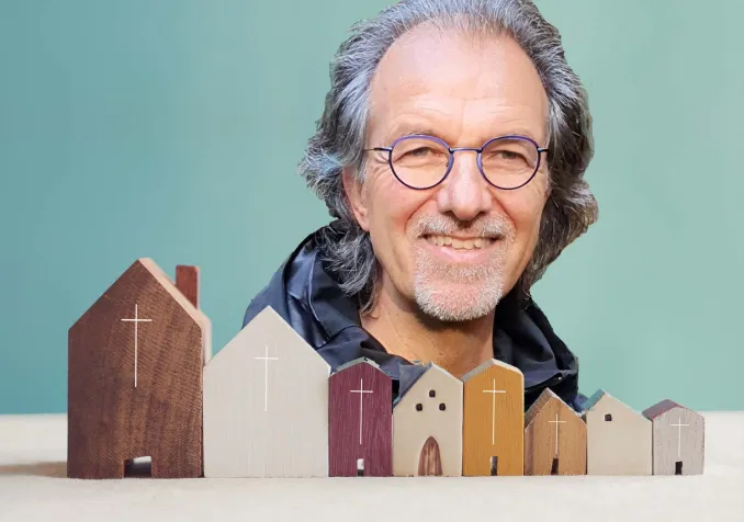 Michel Maxime Egger, penseur, auteur et fondateur du laboratoire de transition écologique auprès des ONG Pain pour le prochain et Action de carême est l'invité du podcast de la rédaction photomontage DR / iStock