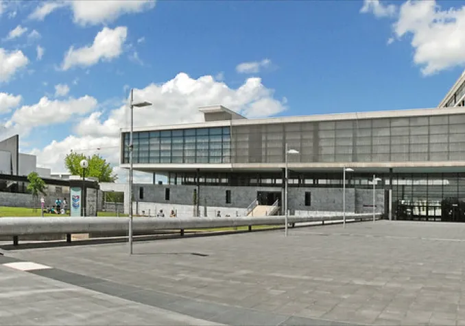 Université de Cergy-Pontoise ©Flikr/Jean-Pierre Dalbéra