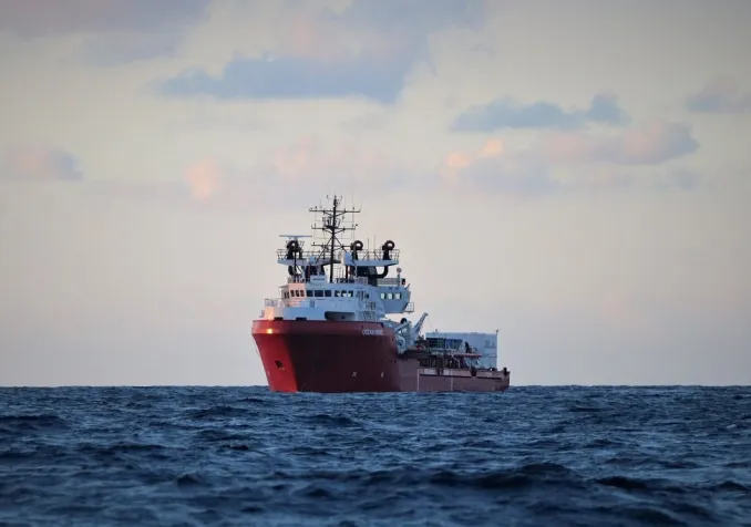 Février 2020, l'Ocean Viking au large de Pozzallo, Sicile, © Anthony Jean / SOS MEDITERRANEE Les migrants secourus en Méditerranée placés en quarantaine