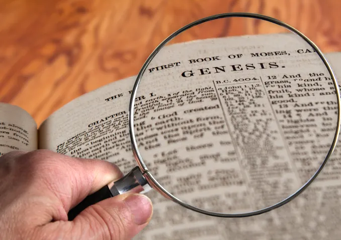 La Genèse a été passée à la loupe lors de la première conférence.  @ iStock/ronniechua