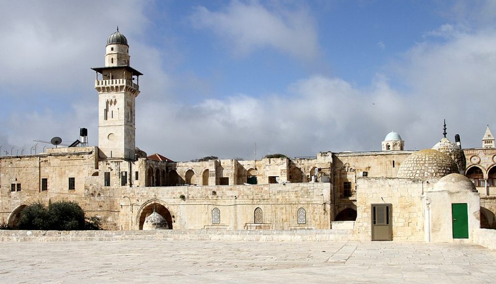 Esplanade des Mosquées sur le Mont du Temple à Jérusalem Esplanade des Mosquées sur le Mont du Temple à Jérusalem / ©Gerd Eichmann, CC BY-SA 4.0 Wikimedia Commons