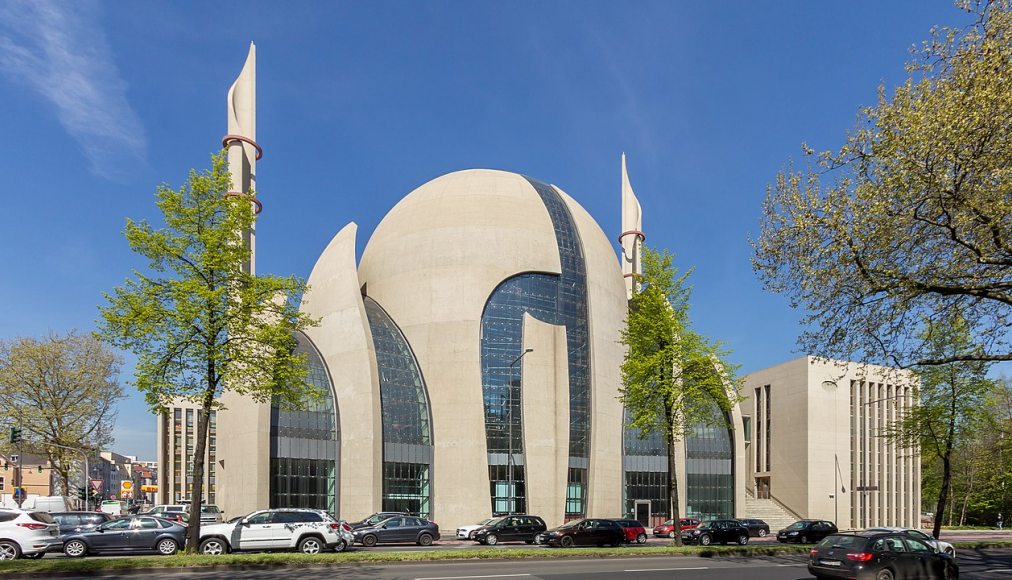 La Mosquée centrale de Cologne / ©Raimond Spekking/Wikimedia Commons