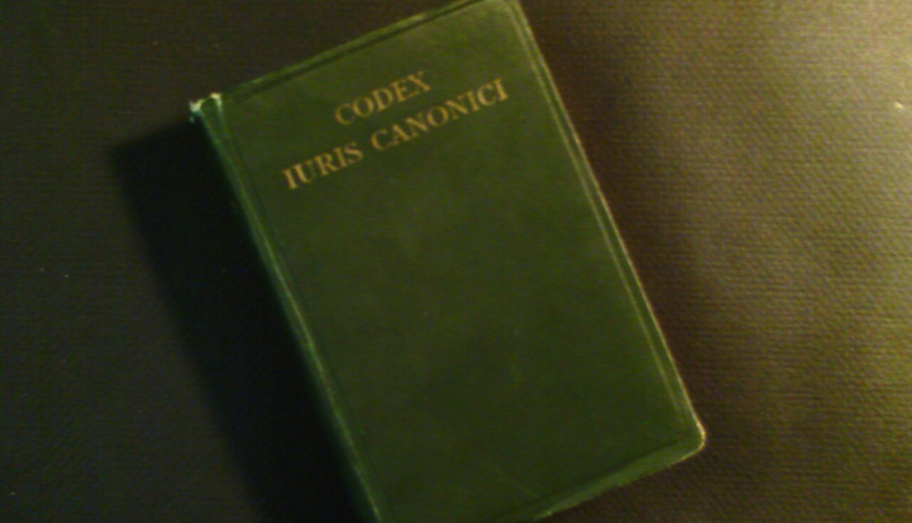 Le code de Droit canonique Le code de Droit canonique / ©Tbook., CC BY-SA 2.5 Wikimedia Commons