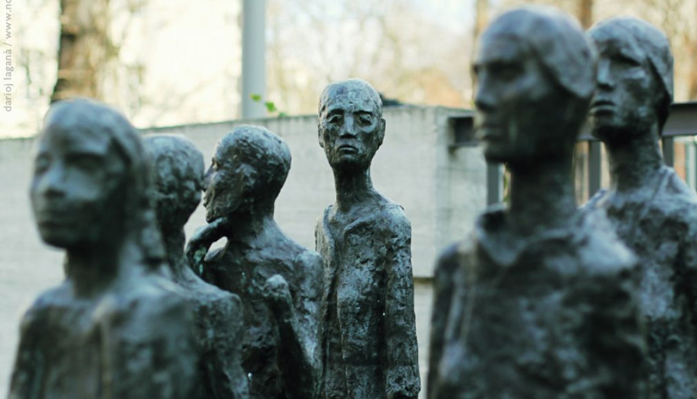 &quot;Les victimes juives du fascisme&quot;, sculpture de Will Lammert présente au cimetière juif de Berlin © Flickr CC BY-NC-ND 2.0 / Dario-Jacopo Lagana / &quot;Les victimes juives du fascisme&quot;, sculpture de Will Lammert présente au cimetière juif de Berlin