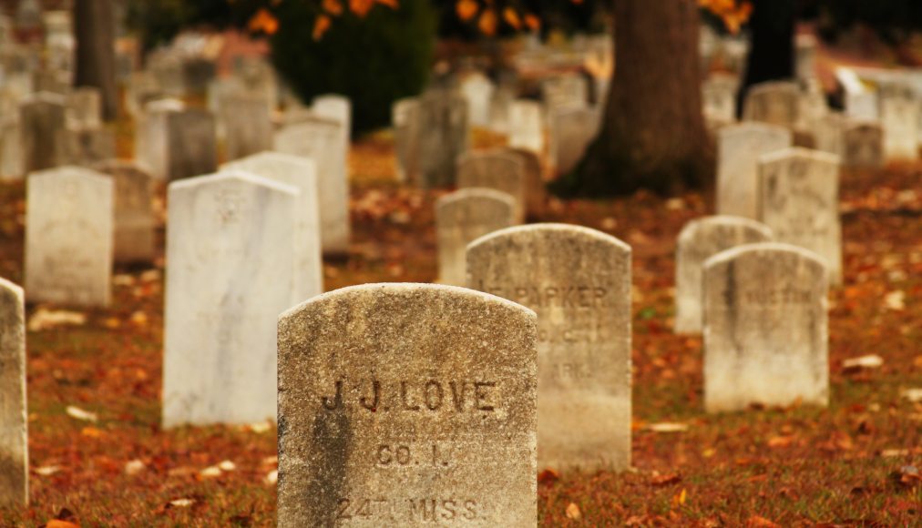 Photo De La Tombe La tombe est devenue un lieu de recueillement éphémère | Réformés.ch