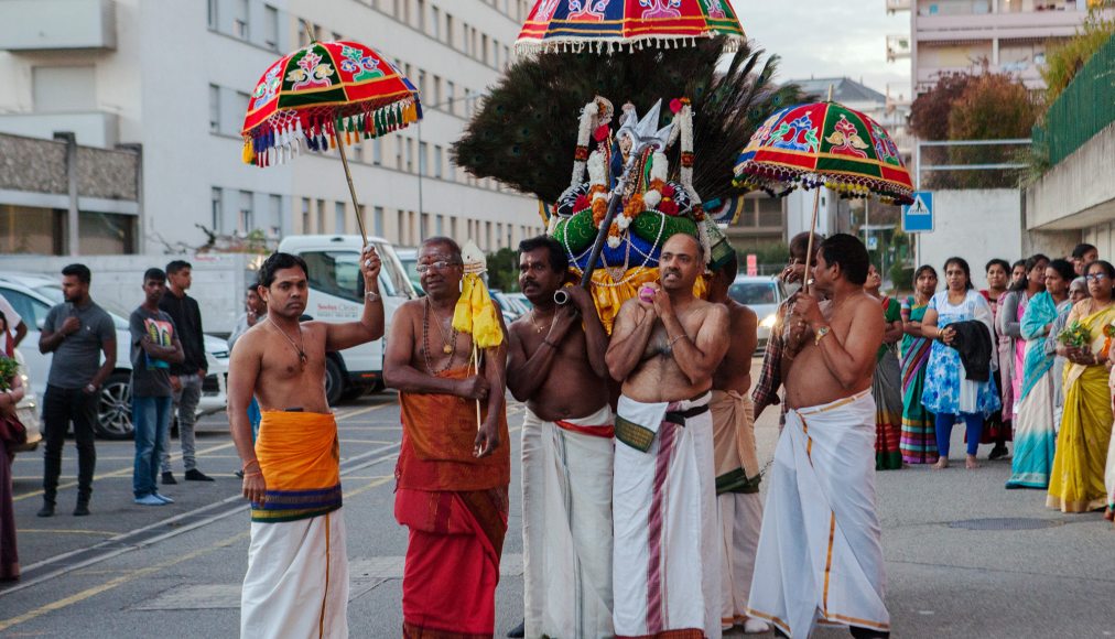 Procession hindouiste à Prilly. / @ECAL/Cynthia Ammann