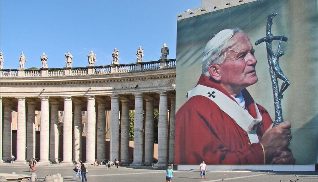 Hommage à Jean Paul II / ©Flikr/Jean-Pierre Dalbéra