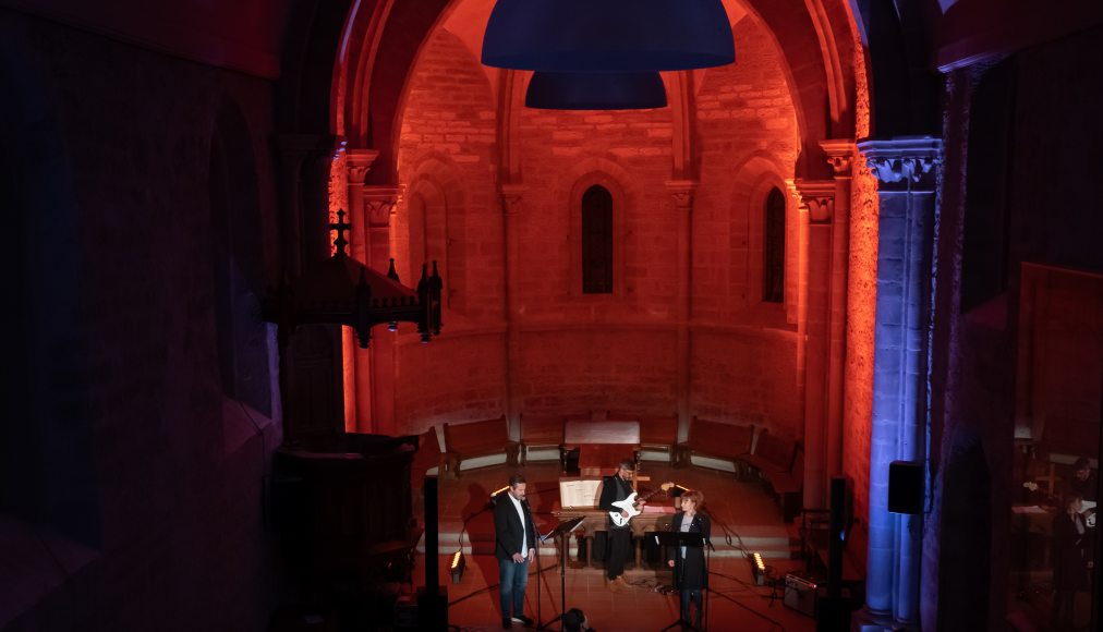 Spectacle du festival Antigel au Temple de Satigny, à Genève. / DR