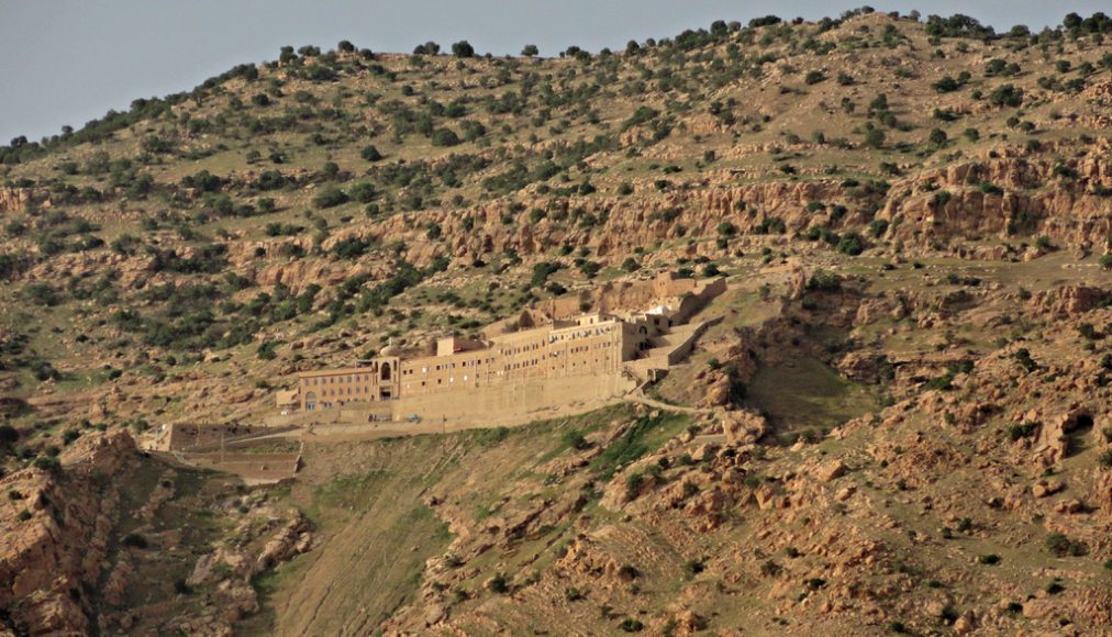 Le monastère syriaque orthodoxe de Mar Matta dans la plaine de Ninive, dans le nord de l&#039;Irak. / ©kyselak, CC BY-SA 3.0 Wikimedia Commons