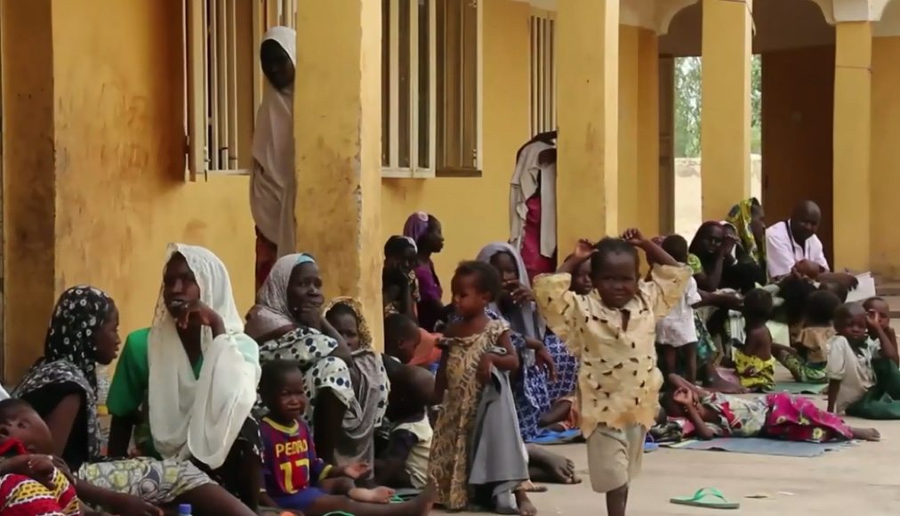 Femmes et enfants nigérianes / © Wikimedia Commons (CC-PD-Mark / PD VOA / Tan Khaerr)