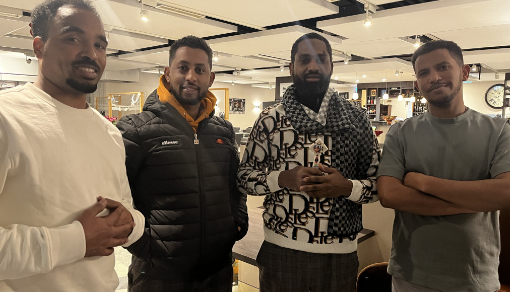 De gauche à droite: les représentants de la communauté orthodoxe érythréenne de Lausanne Atakilti Estifanos, Kokob Ghebreyohannes, Brhane Tseheye et Million Elias. De gauche à droite: les représentants de la communauté orthodoxe érythréenne de Lausanne Atakilti Estifanos, Kokob Ghebreyohannes, Brhane Tseheye et Million Elias. / ©CA