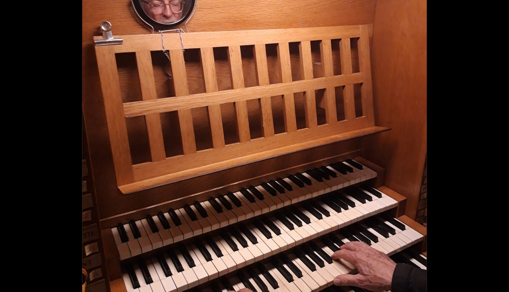 La rencontre entre Michel Jordan et l’orgue de l’abbatiale remonte à plus de 50 ans La rencontre entre Michel Jordan et l’orgue de l’abbatiale remonte à plus de 50 ans / © Numa Francillon