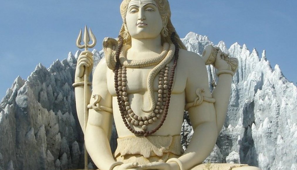 Statue du dieu Shiva, vénéré par les hindouistes, majoritaire en Inde. @ CC (by-sa) Flickr