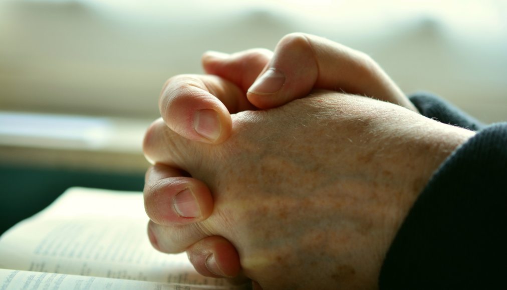 La prière revient en force dans notre société sécularisée / Pixabay