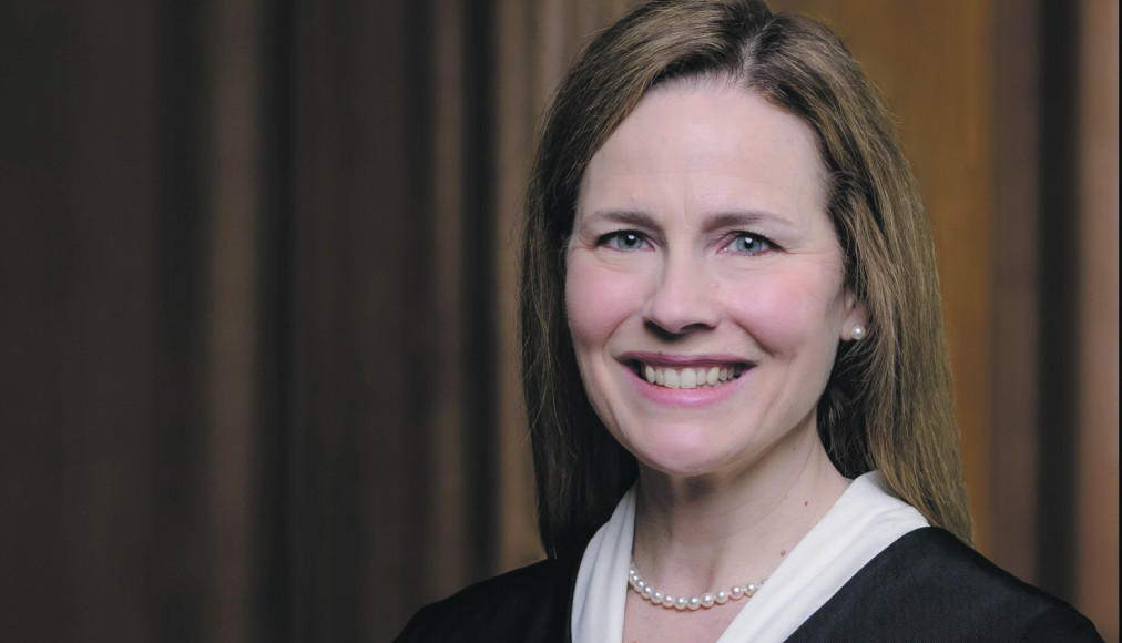 Catholique, mère de sept enfants, proche d’un mouvement charismatique et connue pour son opposition à l’avortement, Amy Coney Barrett a été nommée juge à la Cour suprême par Donald Trump en 2020. / ©LDD