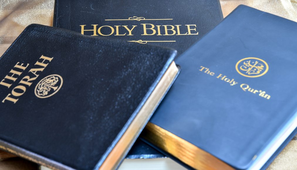 Torah, Bible et Coran... des textes fondateurs? / @iStock