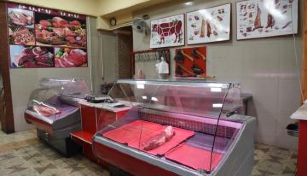 Dans le Haut-Karabakh, les magasins sont vides Dans le Haut-Karabakh, les magasins sont vides / Dans le Haut-Karabakh, les magasins sont vides