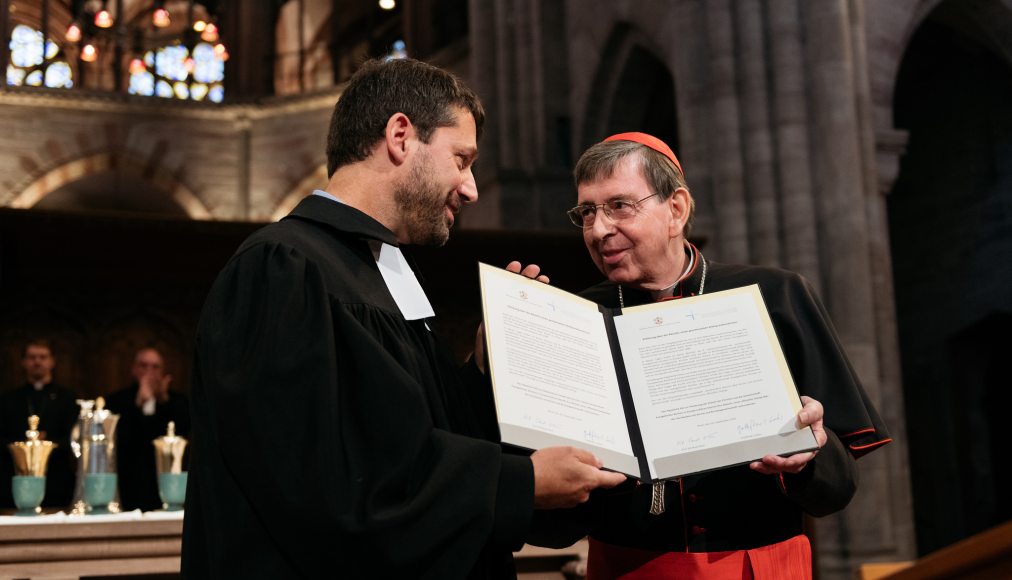 16 septembre 2018, Bâle, signature d'une déclaration d'intention oecuménique par Gottfried Locher et Kurt Koch