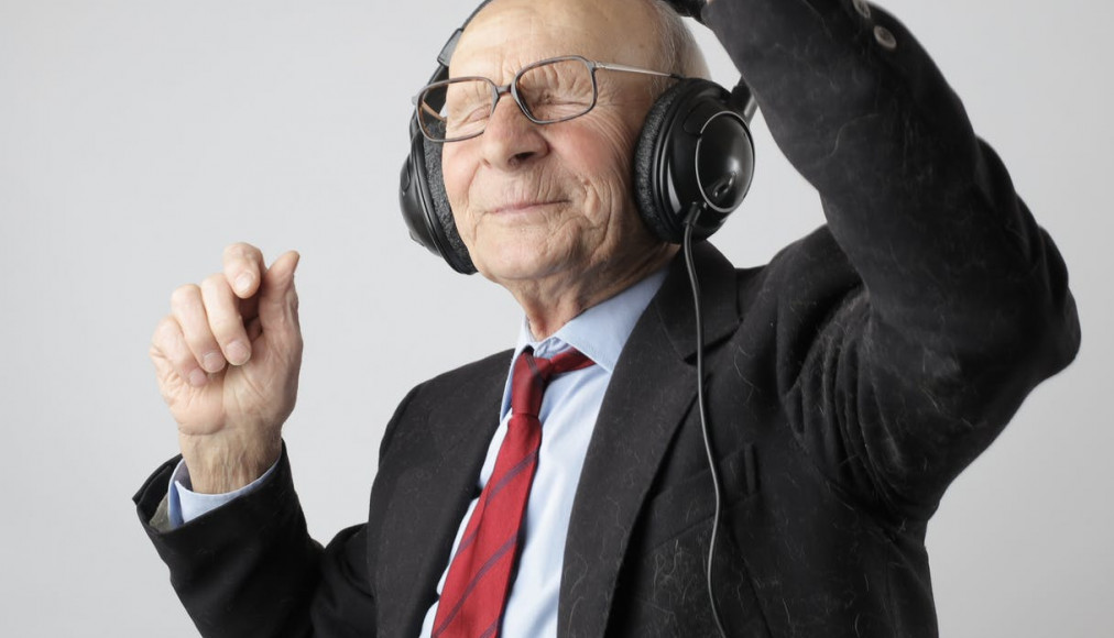 Me Hervé Bonnant, 87 ans, a organisé un culte sous forme de silent disco.