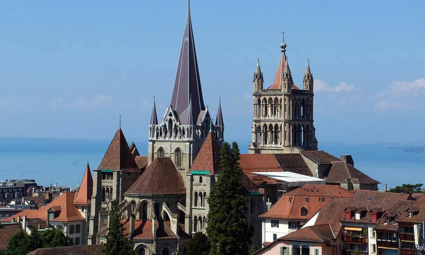 Cathédrale de Lausanne ©Gzzz, CC BY-SA 3.0 Wikimedia Commons