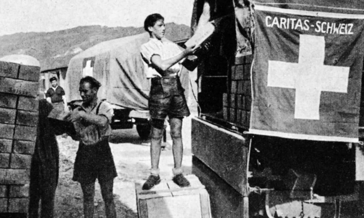 Aide humanitaire accordée par Caritas Suisse aux populations des zones touchées par la guerre après la Seconde Guerre mondiale © OBS/CARITAS SCHWEIZ