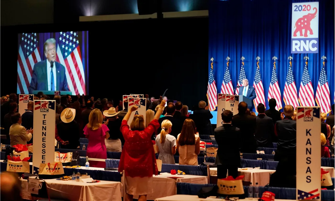 Donald Trump pendant le premier jour de la convention républicaine @AP Photo/Chris Carlson