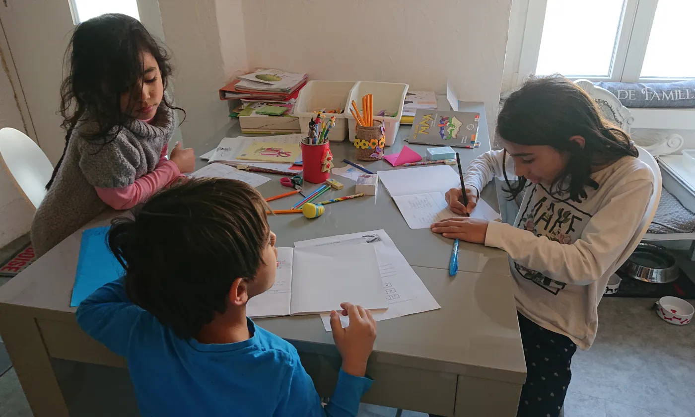 Avec trois enfants à charge, le quotidien de confinement d'Aude Collaud n'est pas de tout repos. DR