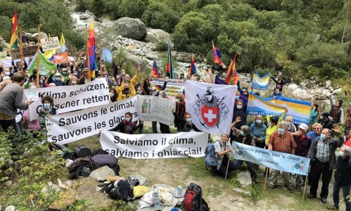 Manifestation au Glacier du Trient (VS) © Gabrielle Desarzens / RTSreligion