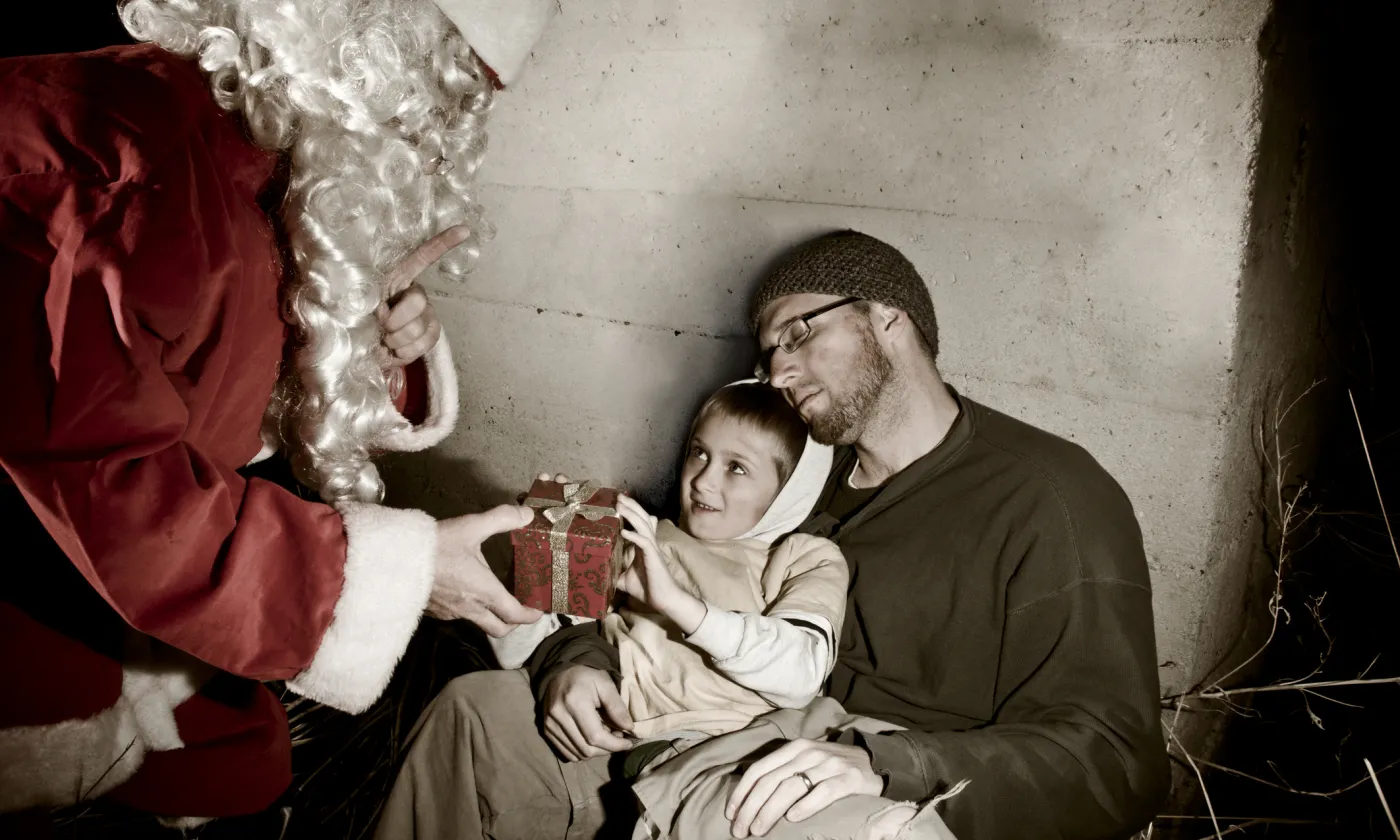 Noël loin des siens, à la rue ou en prison, est-ce vraiment Noël? IStock