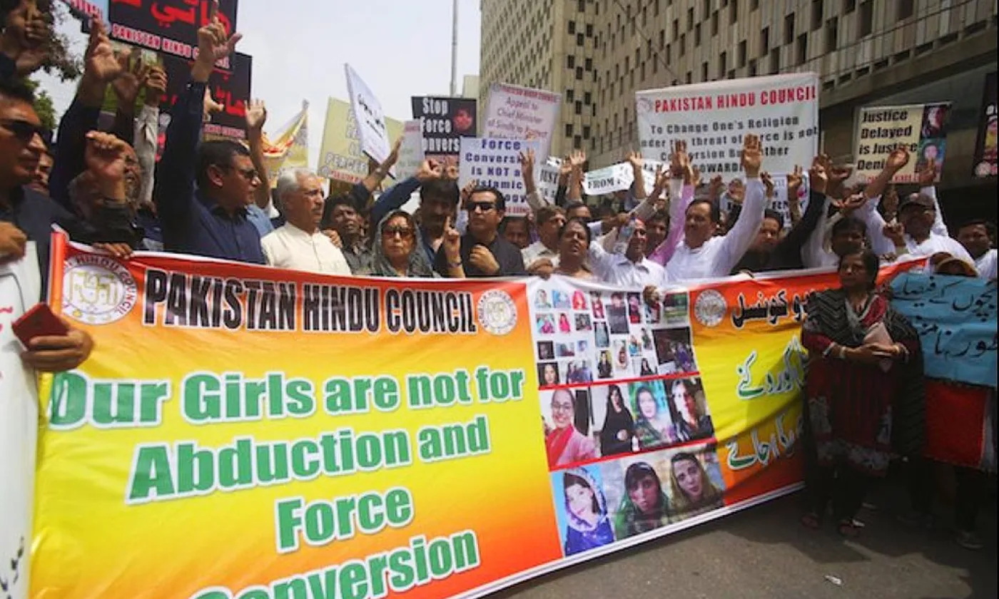 Manifestation contre les conversions religieuses forcées de filles hindoues au Pakistan, 2019 ©Banksboomer, CC BY-SA 4.0 Wikimedia Commons