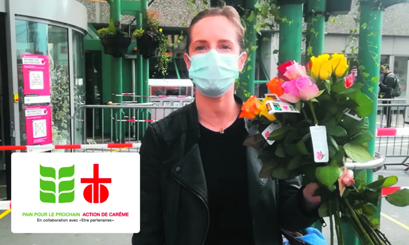 Des milliers de roses de la campagne œcuménique ont été distribuées aux soignants. © DR PPP