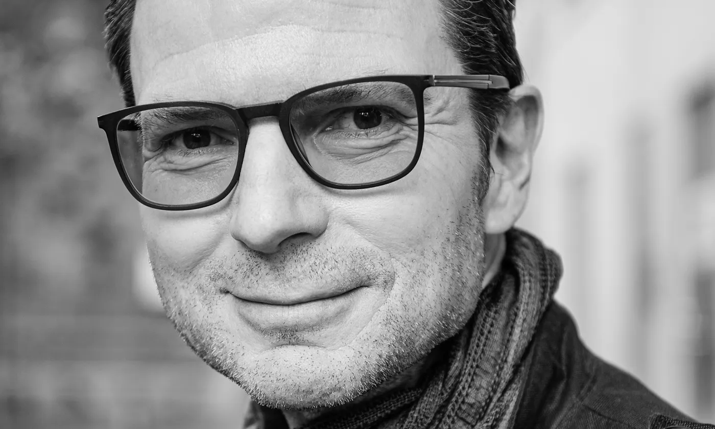 Yves Dutoit, 54 ans, marié, deux adolescents. Titulaire d'un master en lettres et d'un brevet d'enseignant, il est responsable, depuis les années 2000, des Éditions Agora.  © Jean-Bernard Sieber