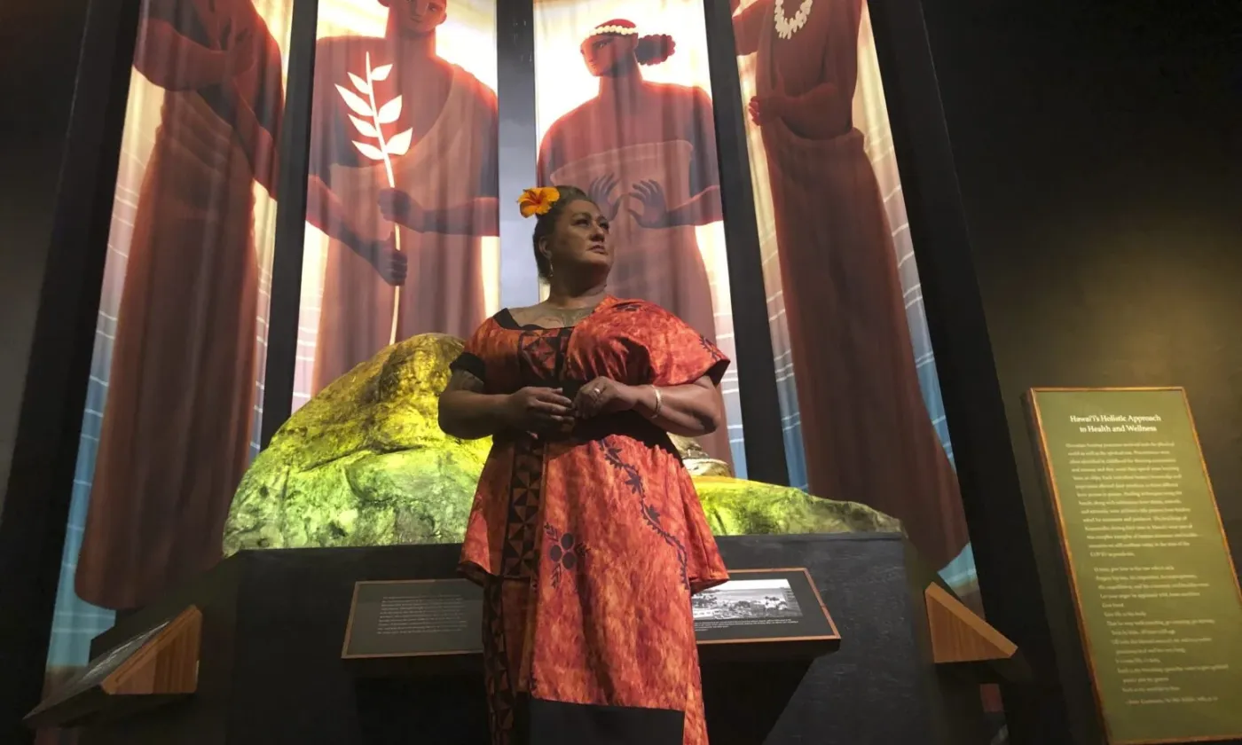 La non-binarité est au cœur de l’histoire de l’archipel, entre célébration et censure politique. RNS