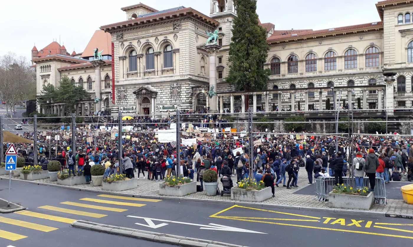 Manifestation pour le climat à Lausanne