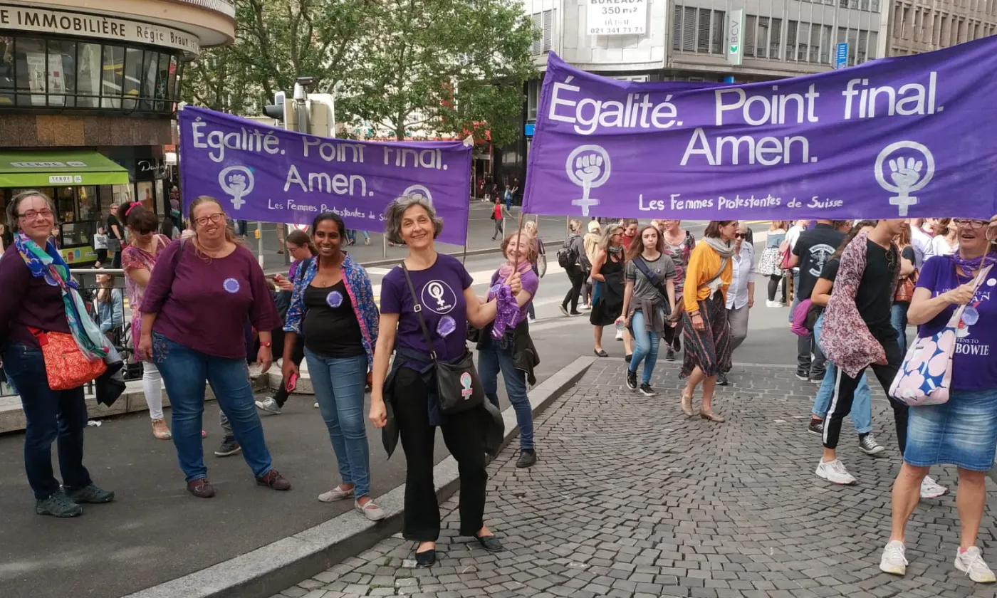 Les femmes protestantes solidaires du combat pour l'égalité. Les femmes protestantes solidaires du combat pour l'égalité.