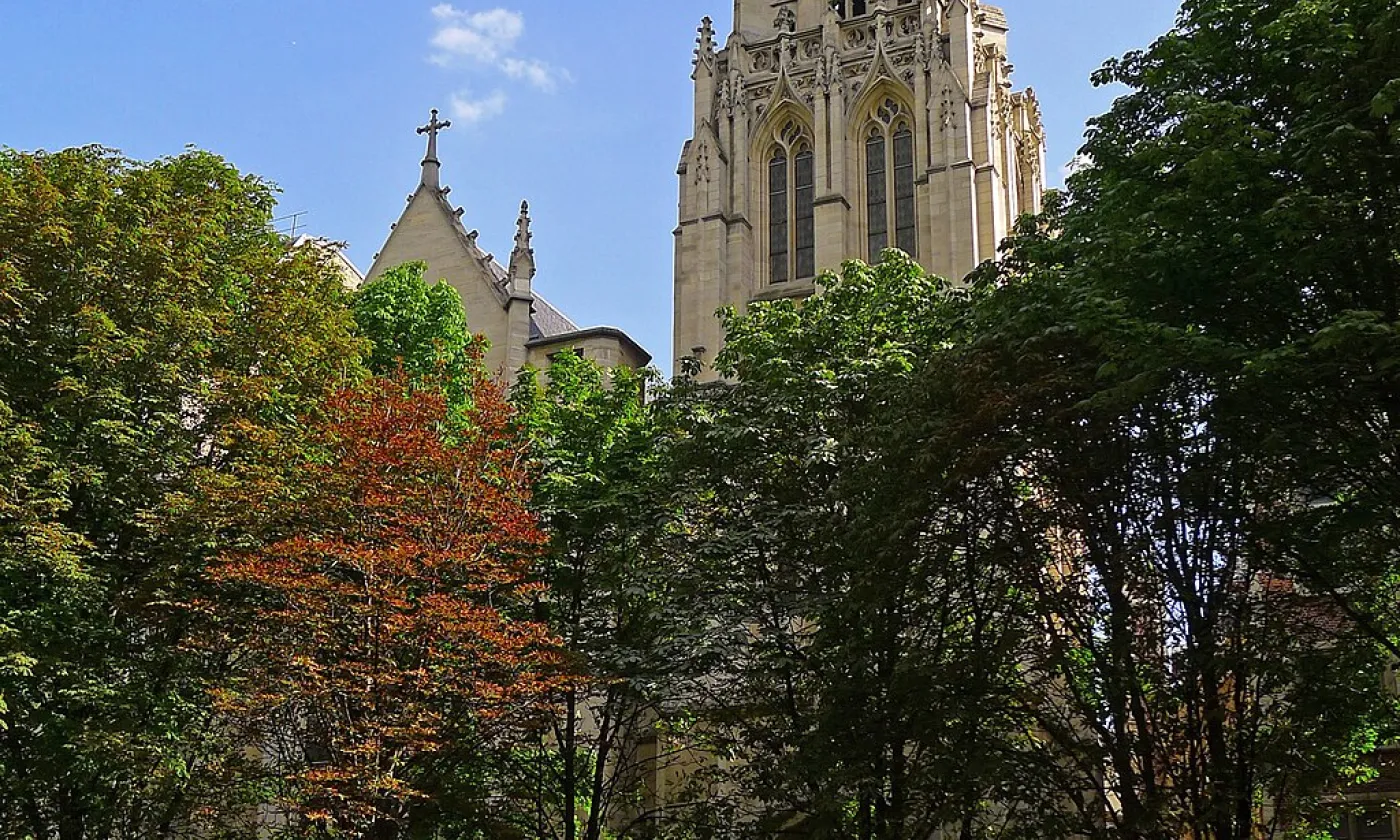 American Church Paris (©Mbzt, CC BY-SA 3.0 Wikimedia Commons)