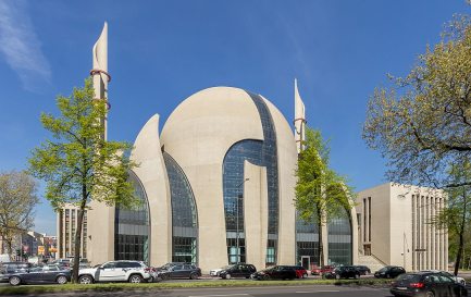 La Mosquée centrale de Cologne / ©Raimond Spekking/Wikimedia Commons