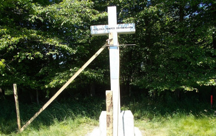 Une croix à Aalen, Baden-Württemburg (Allemagne) avec l&#039;inscription &quot;Ecclesia semper reformanda&quot; / ©Aalen1, CC0, via Wikimedia Commons