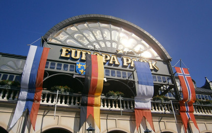 Entrée d&#039;Europa-Park / ©Gabriel Rinaldi, CC BY-SA 3.0 Wikimedia Commons