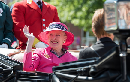 La reine Margrethe II du Danemark en 2016 / ©Varde Kommune, CC BY 2.0 Wikimedia Commons