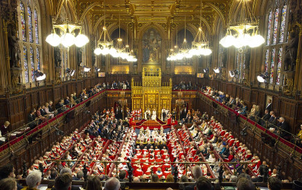 La session d&#039;ouverture du Parlement dans la Chambre des Lords 2023 / ©House of Lords, Roger Harris, CC BY 2.0 Wikimedia Commons